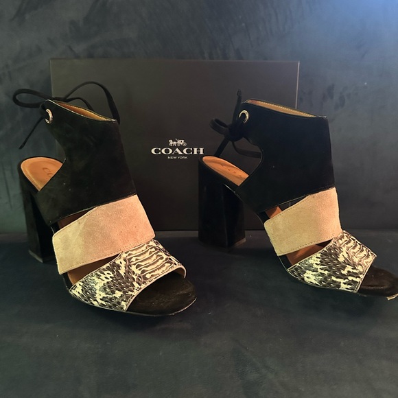 Coach Minetta sandal size 9 - Picture 3 of 8